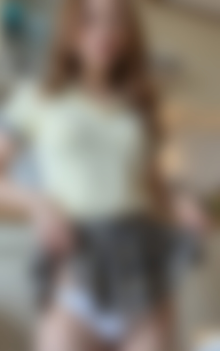 preview_00002-4055786640-1